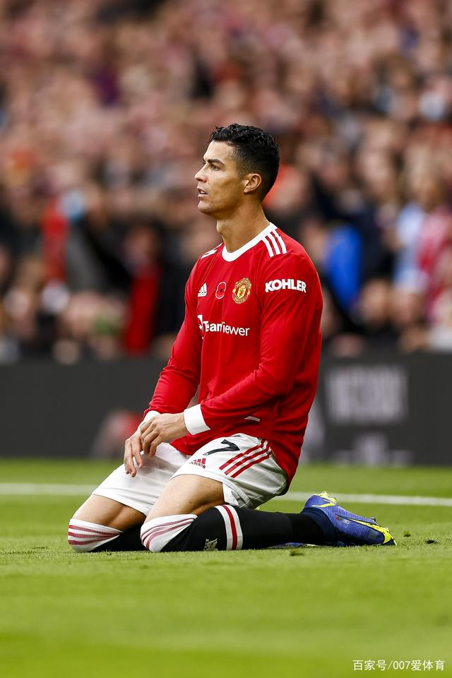 九游体育-巴黎圣日耳曼观众热烈欢呼！，C罗迎来十赛季出色发挥再创辉煌时刻的简单介绍-九游体育